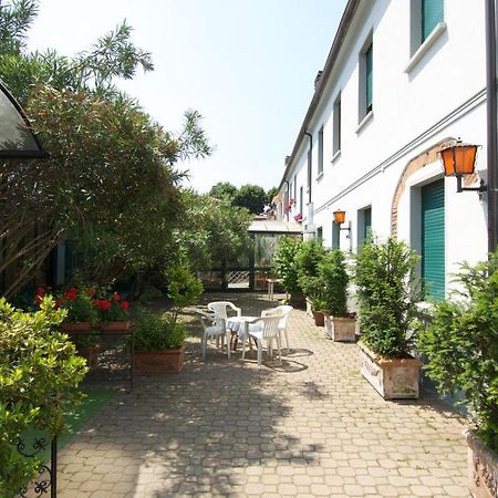 Hotel Il Granaio Porto Mantovano Zewnętrze zdjęcie