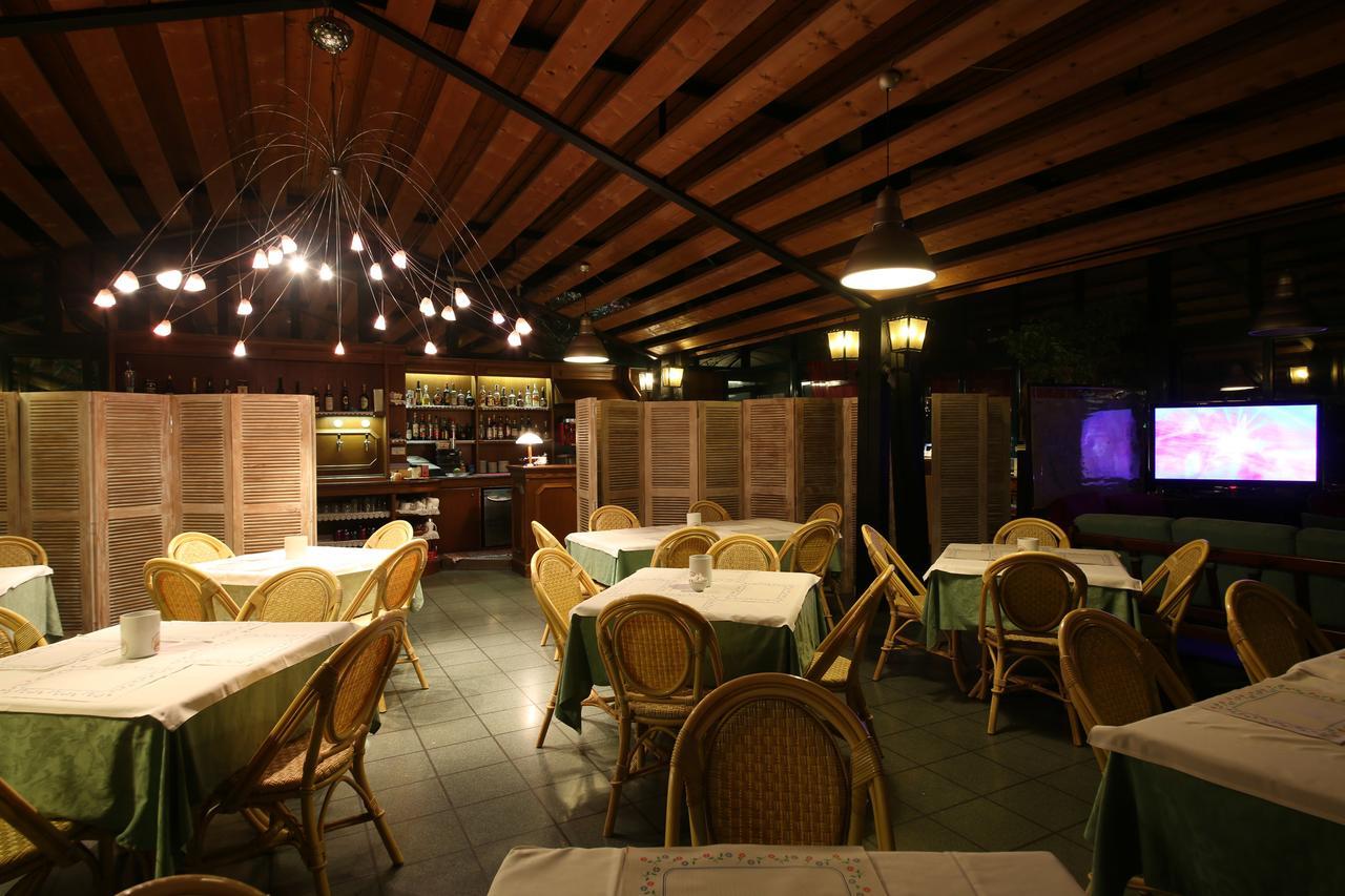 Hotel Il Granaio Porto Mantovano Zewnętrze zdjęcie